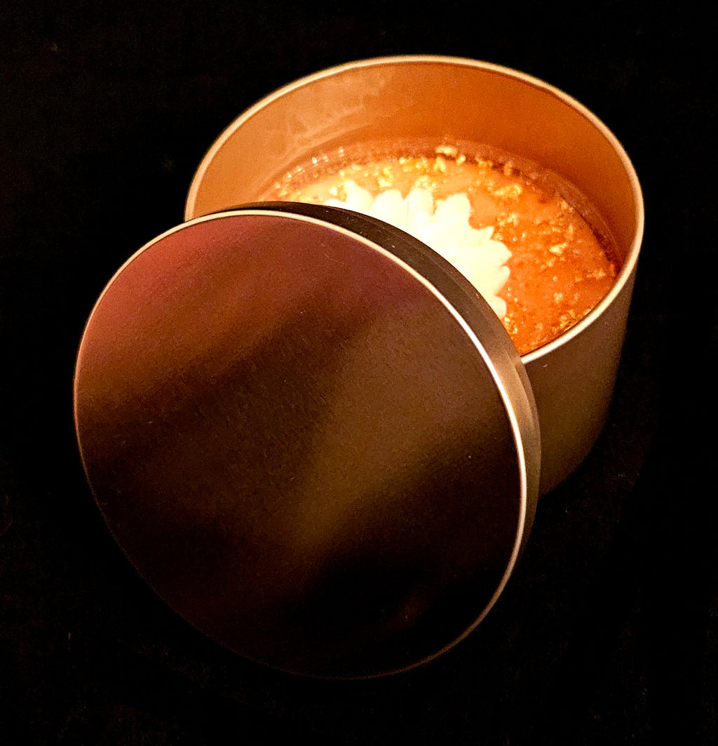 A delicately crafted, charming white flower candle.